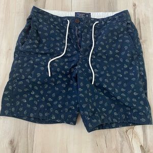 Men’s Abercrombie & Fitch chino short size XS